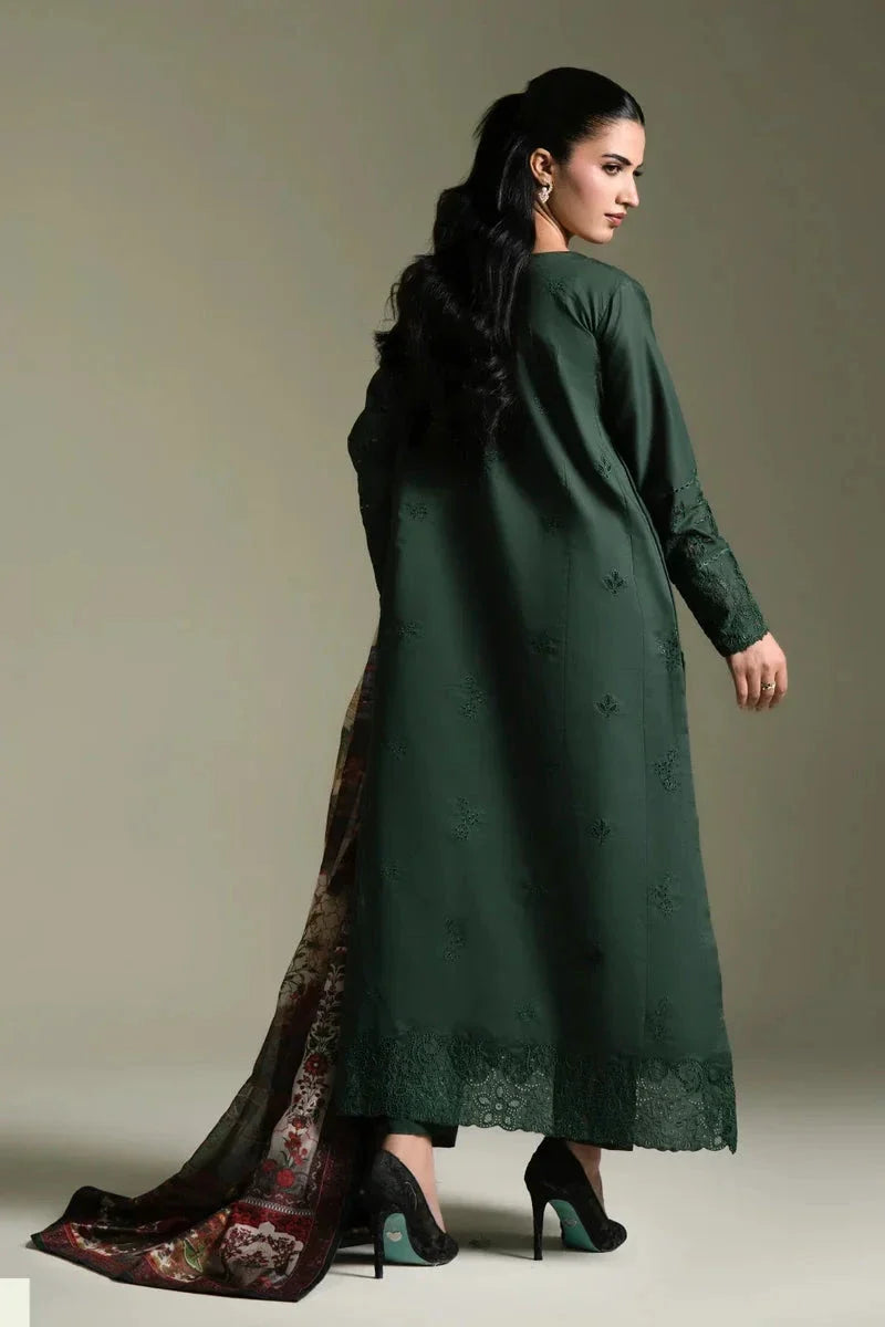 3PC Embroidered stitched Lawn Suit | KSE-4018