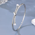 Cross-Border Hot-Selling European and American Light Luxury Niche Design Bracelets, Personalized Temperament Bracelets, Fashionable and Elegant Hand Accessories