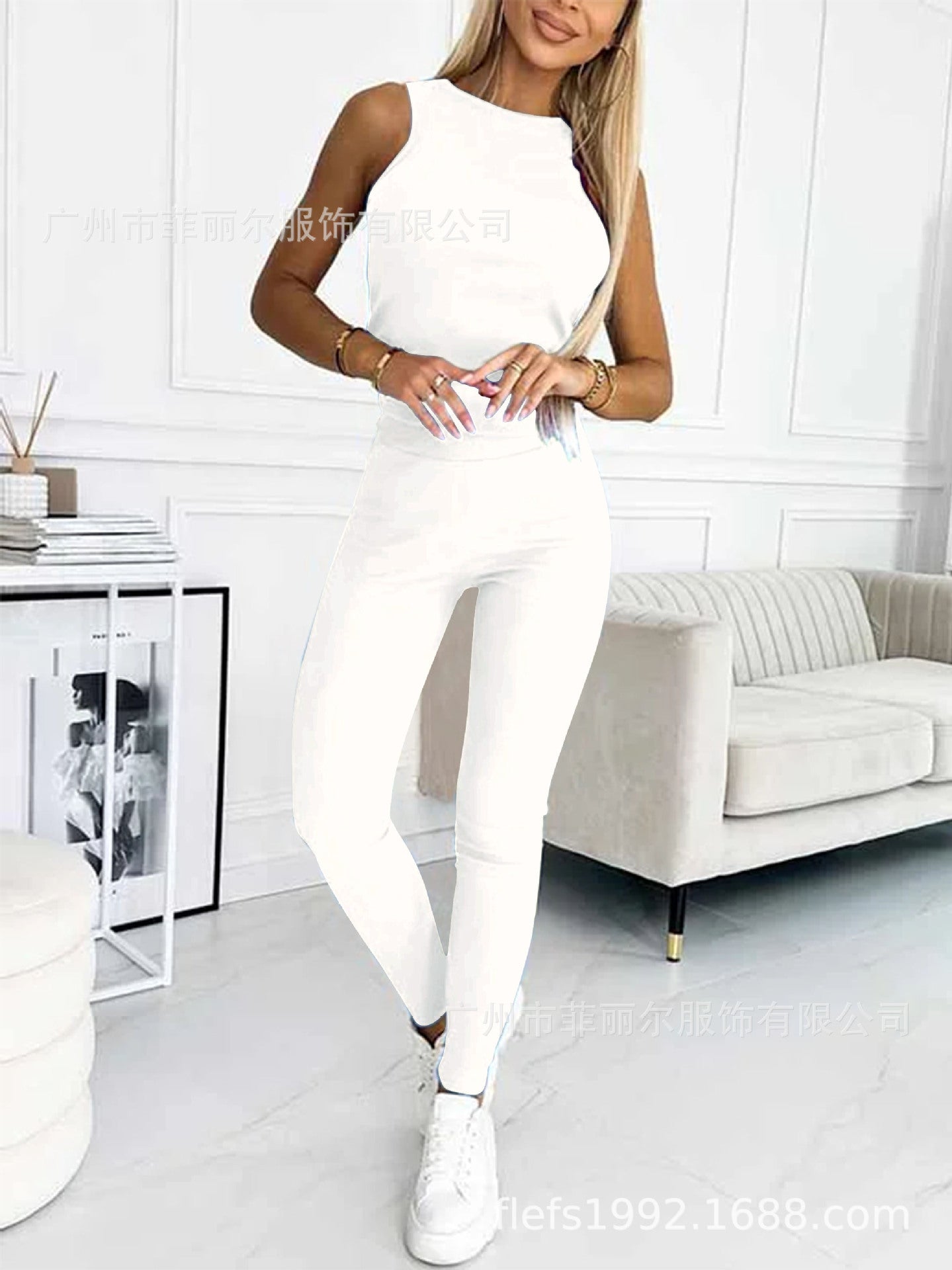Amazon Hot Products Women's Sports Casual Hooded Sweater Thickened Thread Slim Vest Pants Three-Piece Set