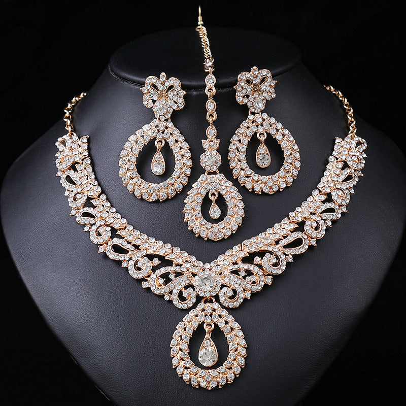 European and American Accessories Exaggerated Retro Necklace Set Women's Luxury Crystal Banquet Dress Accessories Clavicle Chain Three-Piece Set