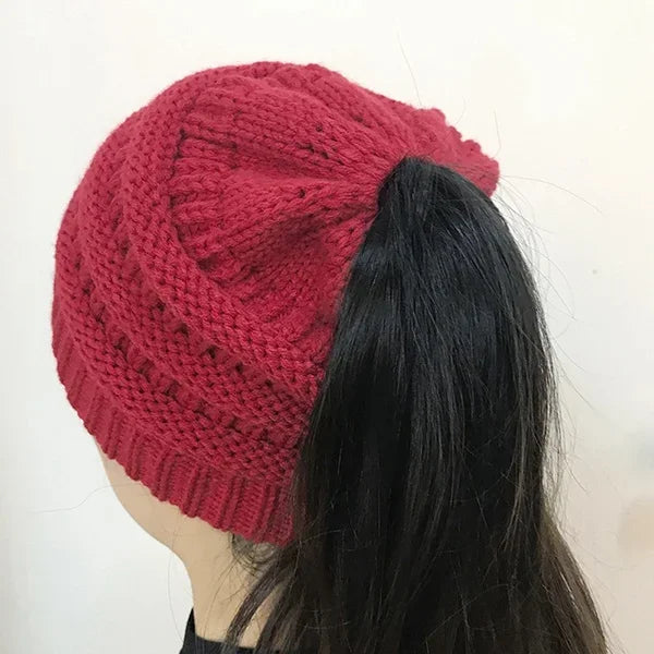 European and American Autumn and Winter Beanie Hat Popular Knitted Ponytail Hats Women Wool Beanie Hats